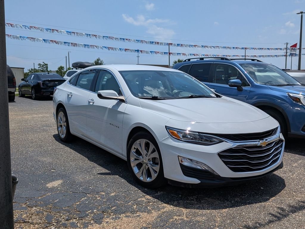 Used 2019 White Chevrolet Premier image 6