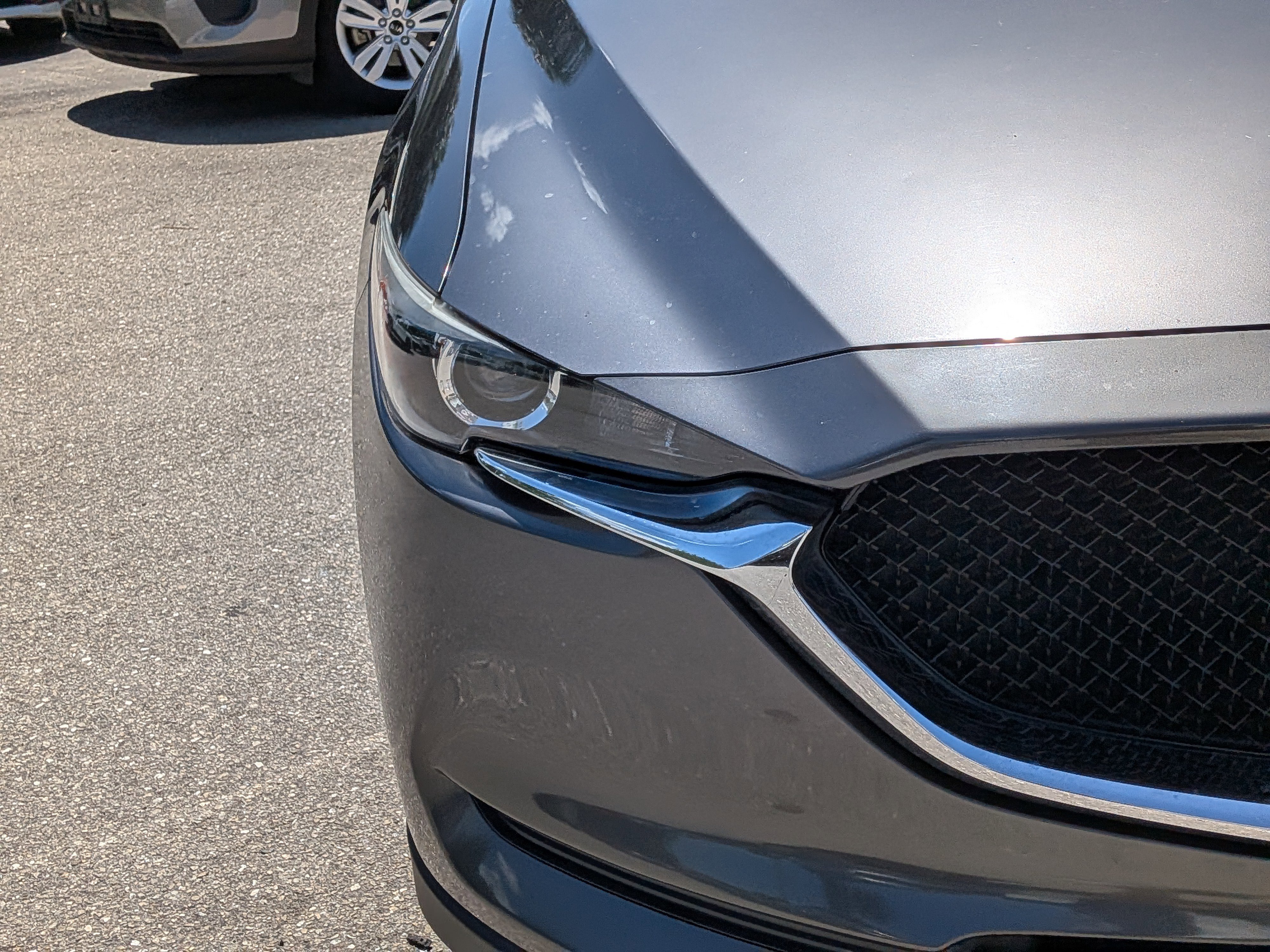 Used 2019 Machine Gray Metallic Mazda Touring image 9