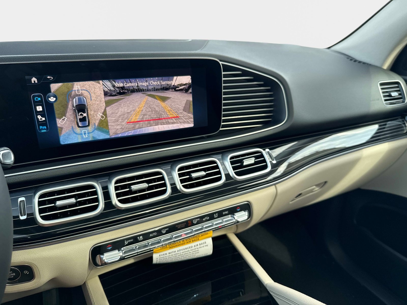 New 2026 Polar White Mercedes-Benz 350 4MATIC® SUV image 27