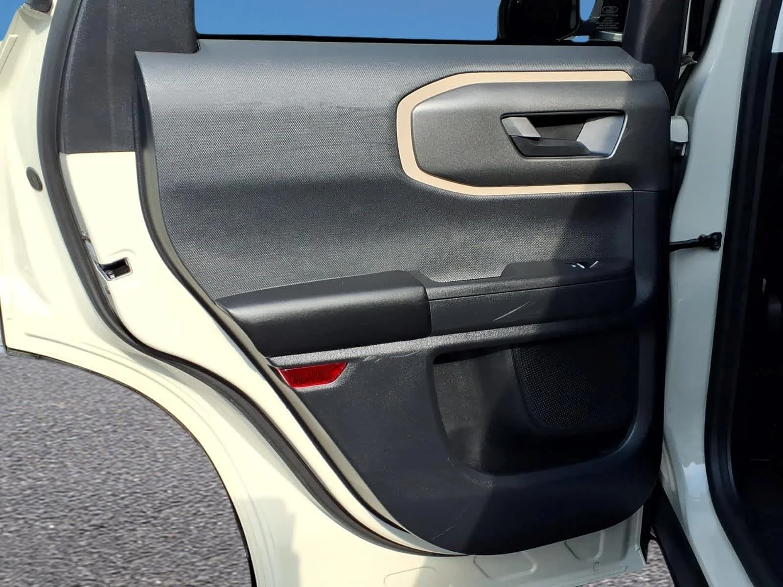 Used 2025 Desert Sand Ford Big Bend image 27