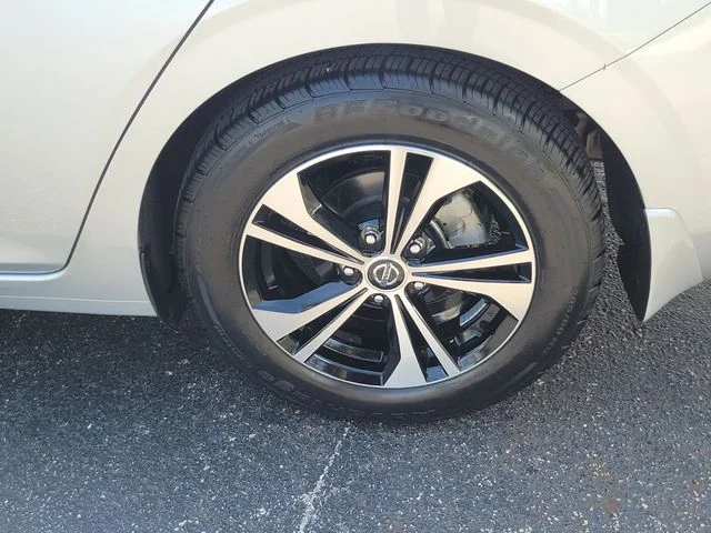 Used 2023 Silver Nissan SV image 7