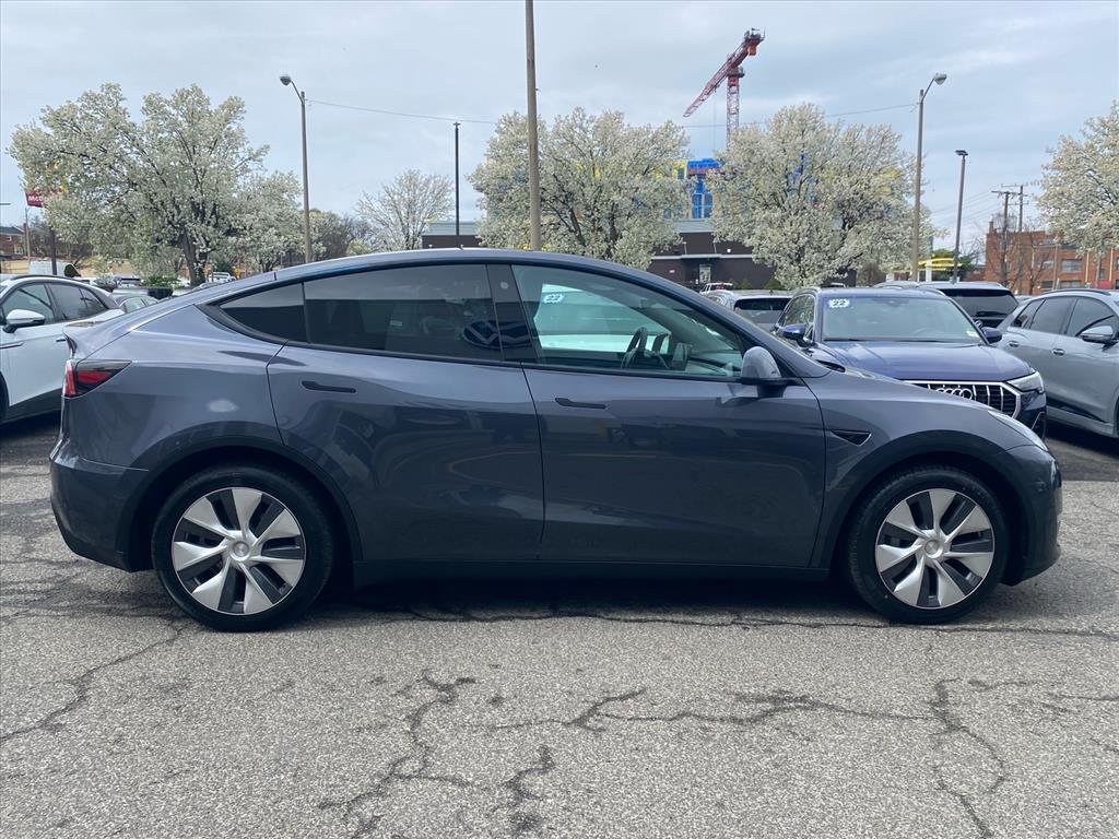 Used 2022 Tesla Model Y Long Range with VIN 7SAYGDEE7NF330451 for sale in Alexandria, VA