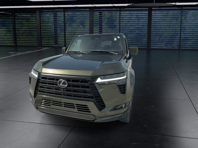 Certified Used 2025 Green Lexus 550 Luxury image 3