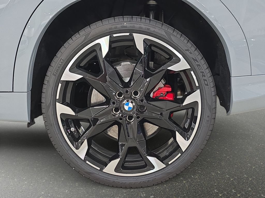 New 2026 Brooklyn Grey Metallic BMW M35i image 21
