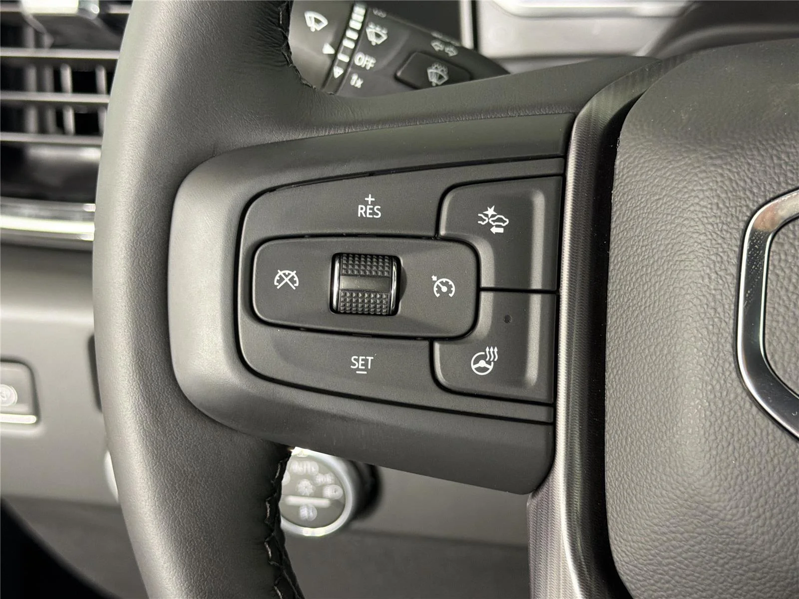 New 2026 Onyx Black GMC Denali Ultimate image 25