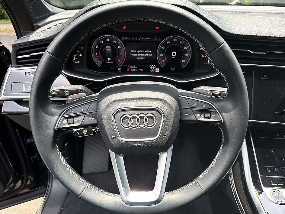 Used 2026 Mythos Black Metallic Audi Premium Plus image 13