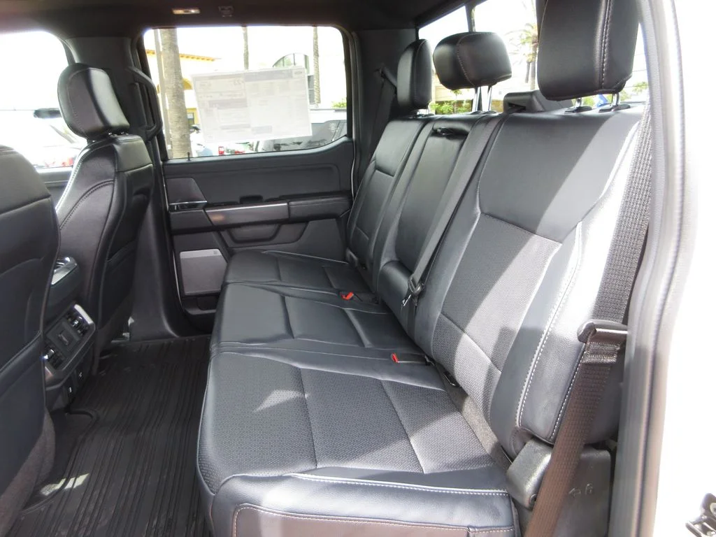 New 2026 Star White Metallic Tri-Coat Ford Lariat image 26