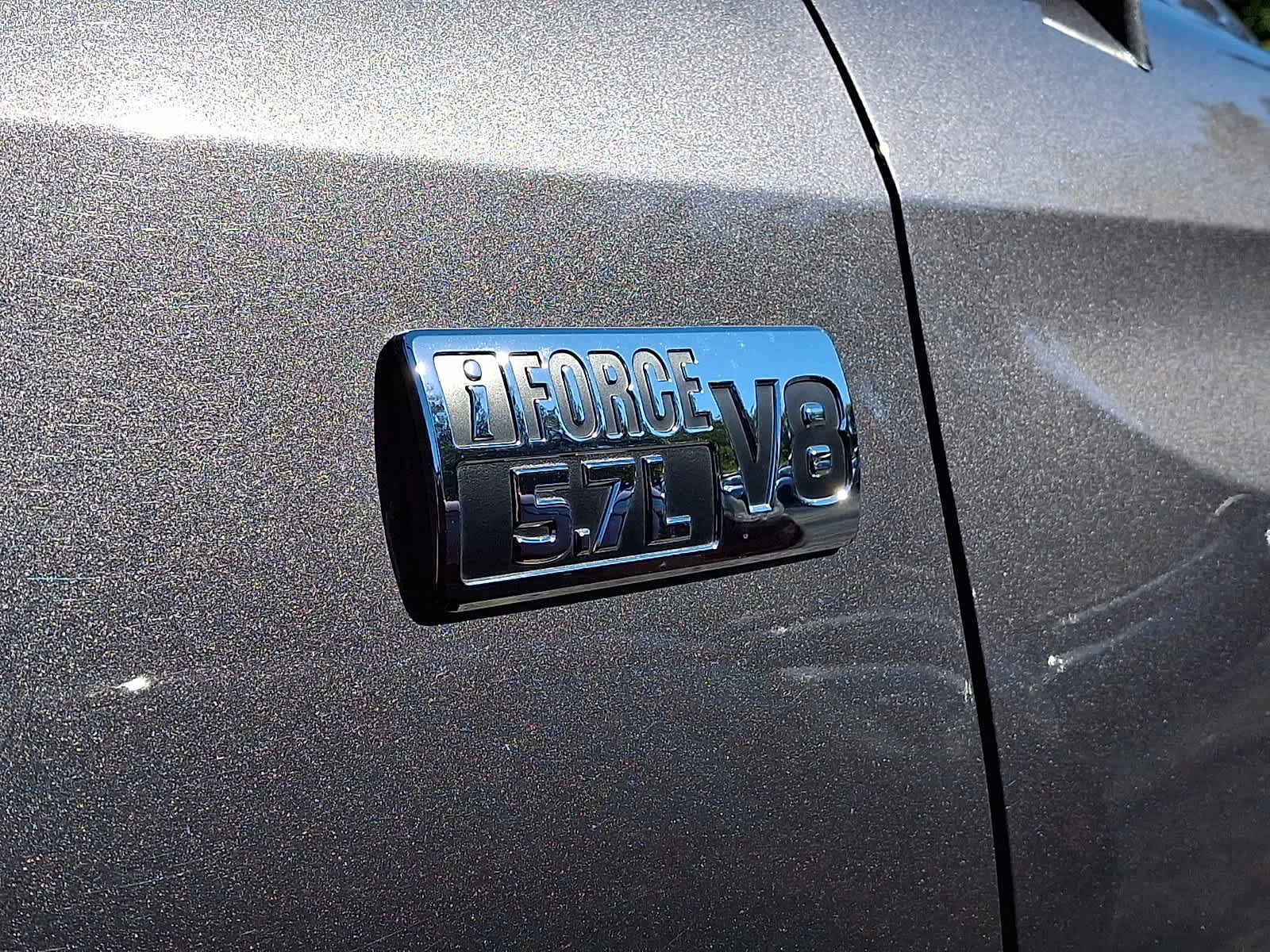 Used 2019 Magnetic Gray Metallic Toyota SR5 image 11