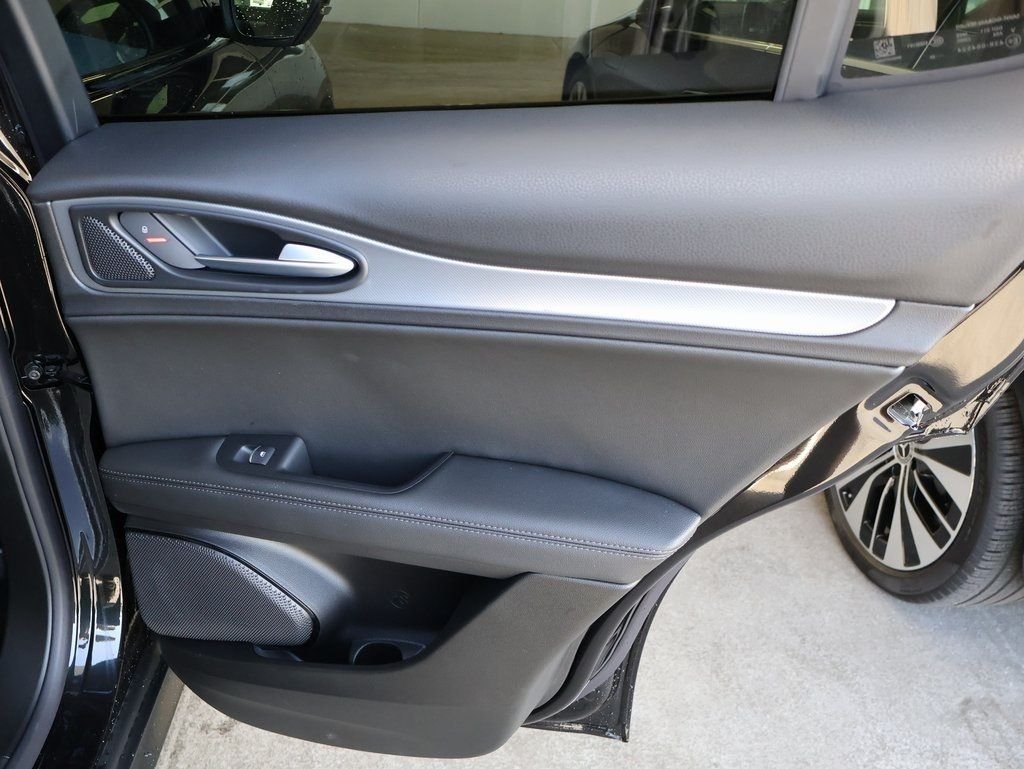 2025 Alfa Romeo Stelvio Base - Photo 16