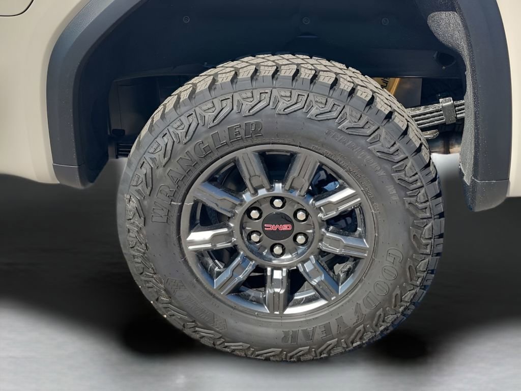 2026 GMC Sierra 1500 AT4X - Photo 18
