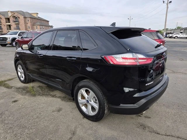 Used 2019 Black Ford SE image 8