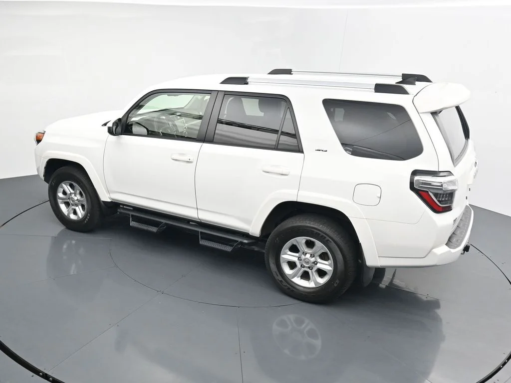 Used 2023 White Toyota SR5 image 13
