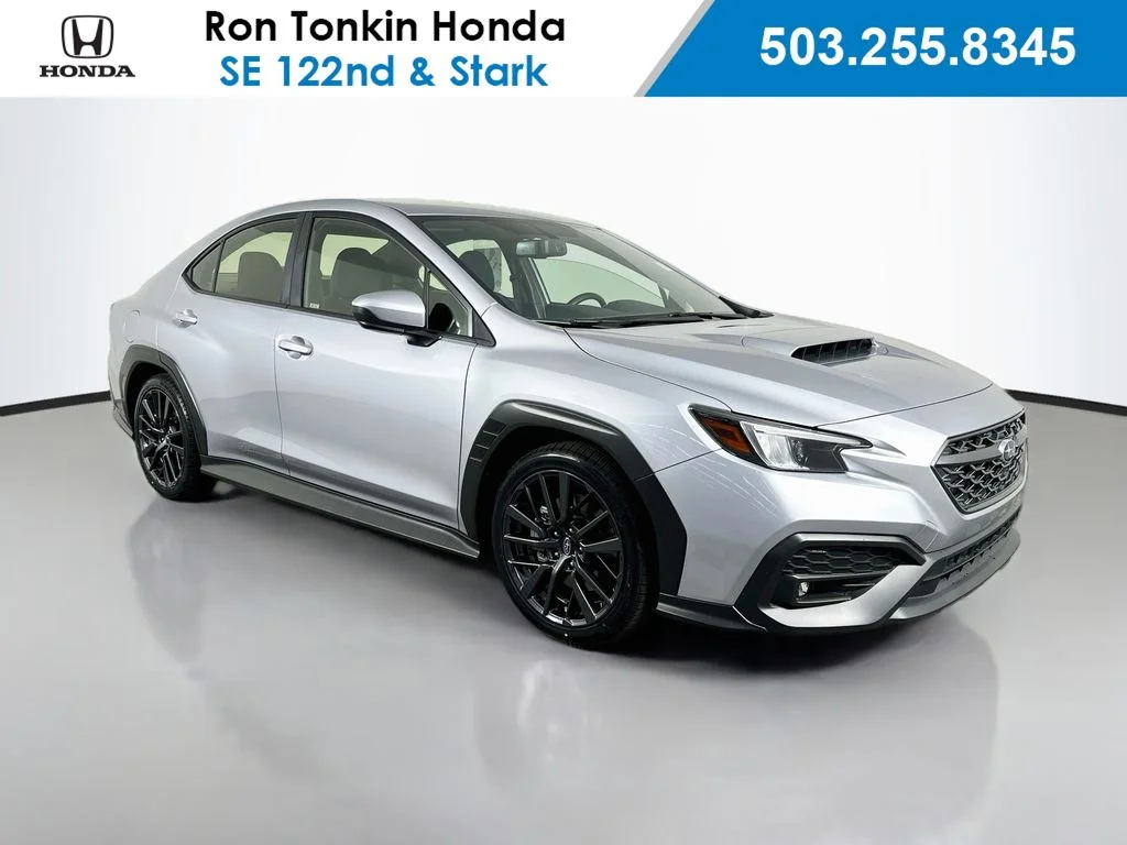 Used 2023 Ice Silver Metallic Subaru Premium image 1