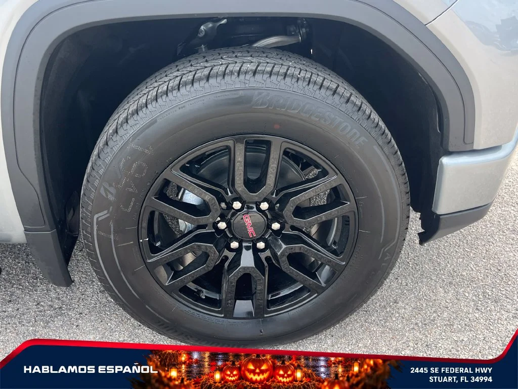 New 2026 Sterling Metallic GMC Elevation image 21