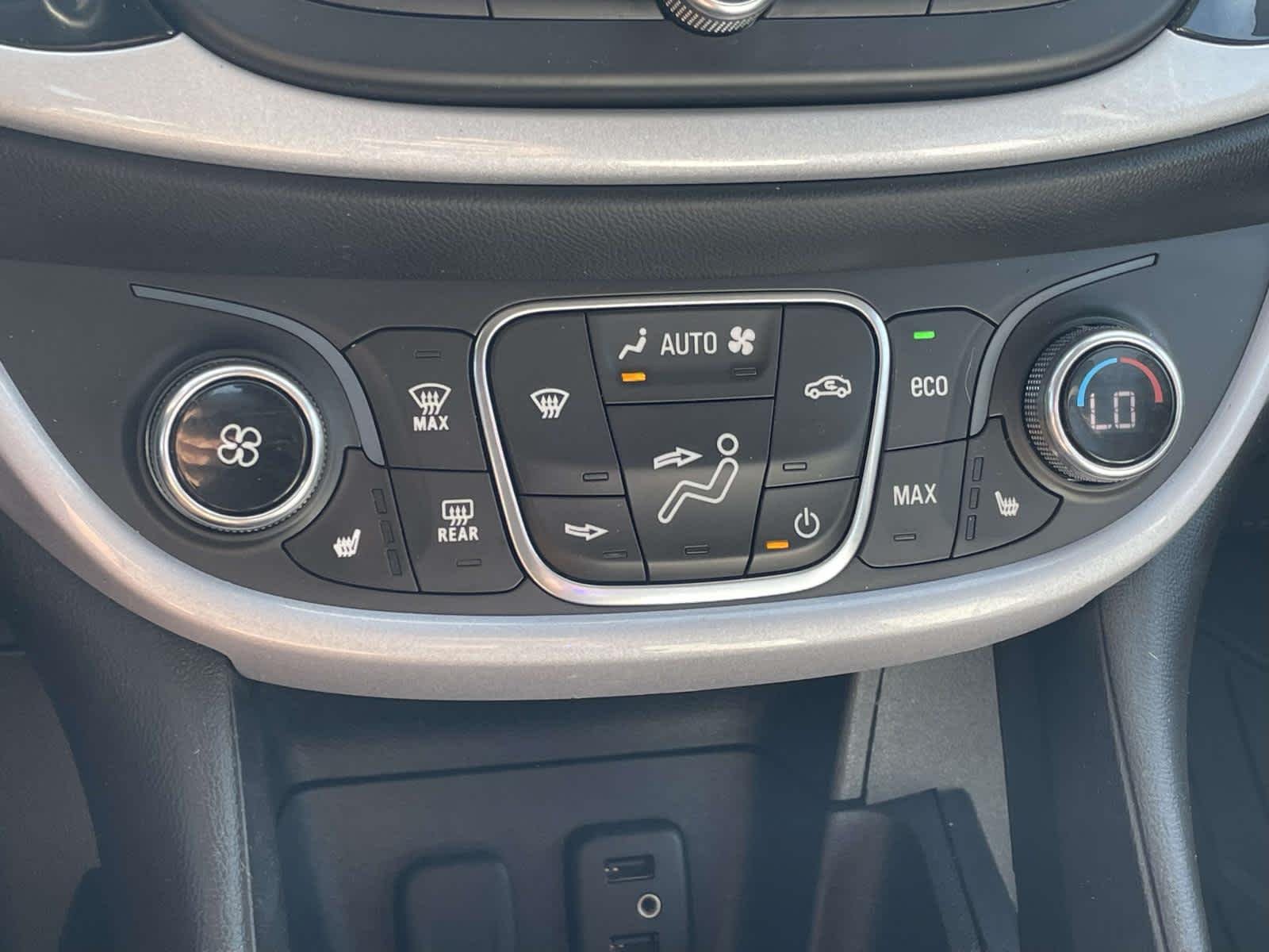 Used 2017 Heather Gray Metallic Chevrolet LT image 27