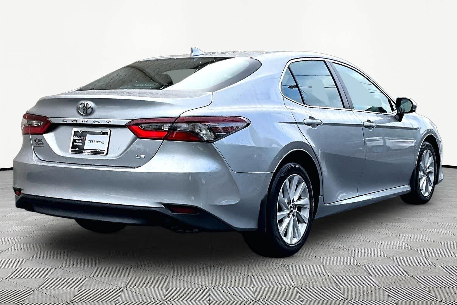 Used 2022 Celestial Silver Metallic Toyota LE image 13