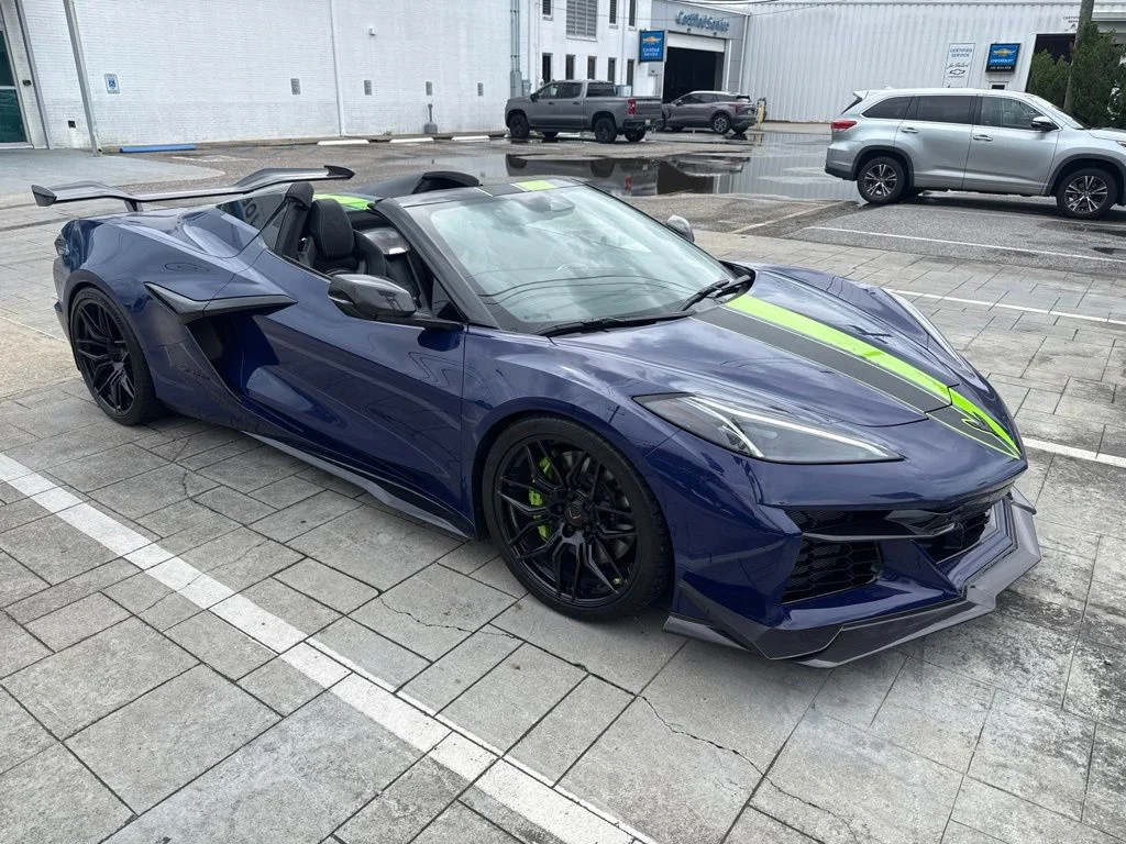 Used 2025 Purple Chevrolet Z06 image 1