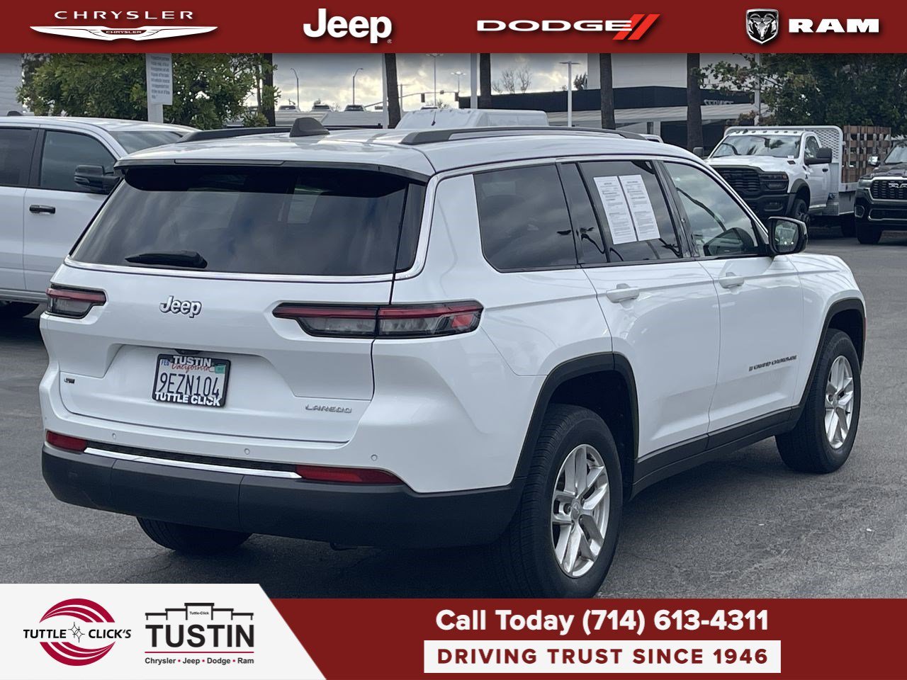 Used 2023 Bright White Clearcoat Jeep Laredo image 6