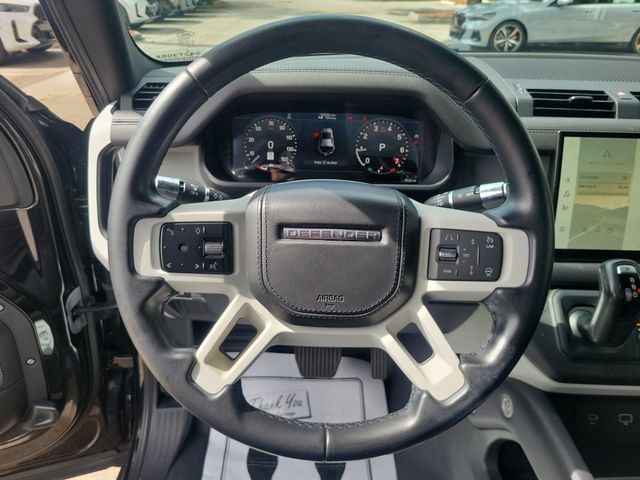 Used 2022 Santorini Black Metallic Land Rover XS Edition image 21