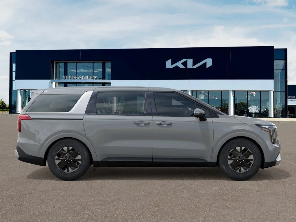 New 2027 Ceramic Silver Kia LXS image 7
