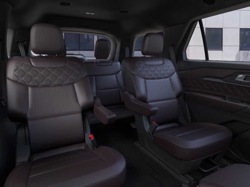 New 2026 Star White Metallic Tri-Coat Ford Platinum™ image 11