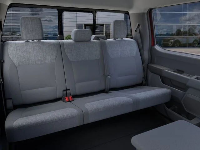 2026 Ford F-350 Super Duty XLT - Photo 11