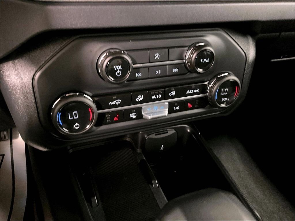Used 2025 Gray Ford Big Bend image 25