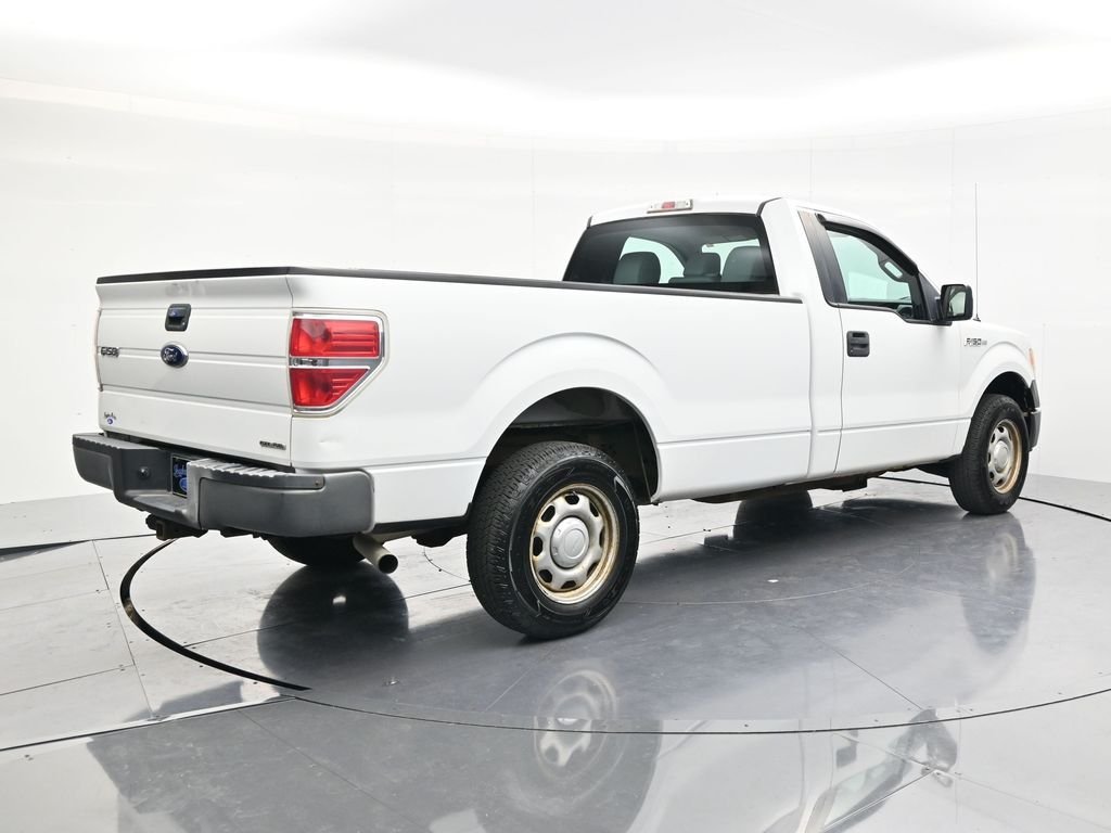 Used 2013 Oxford White Ford XL image 5