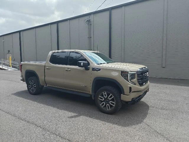 2022 GMC Sierra 4WD Crew Cab Short Box AT4's photo