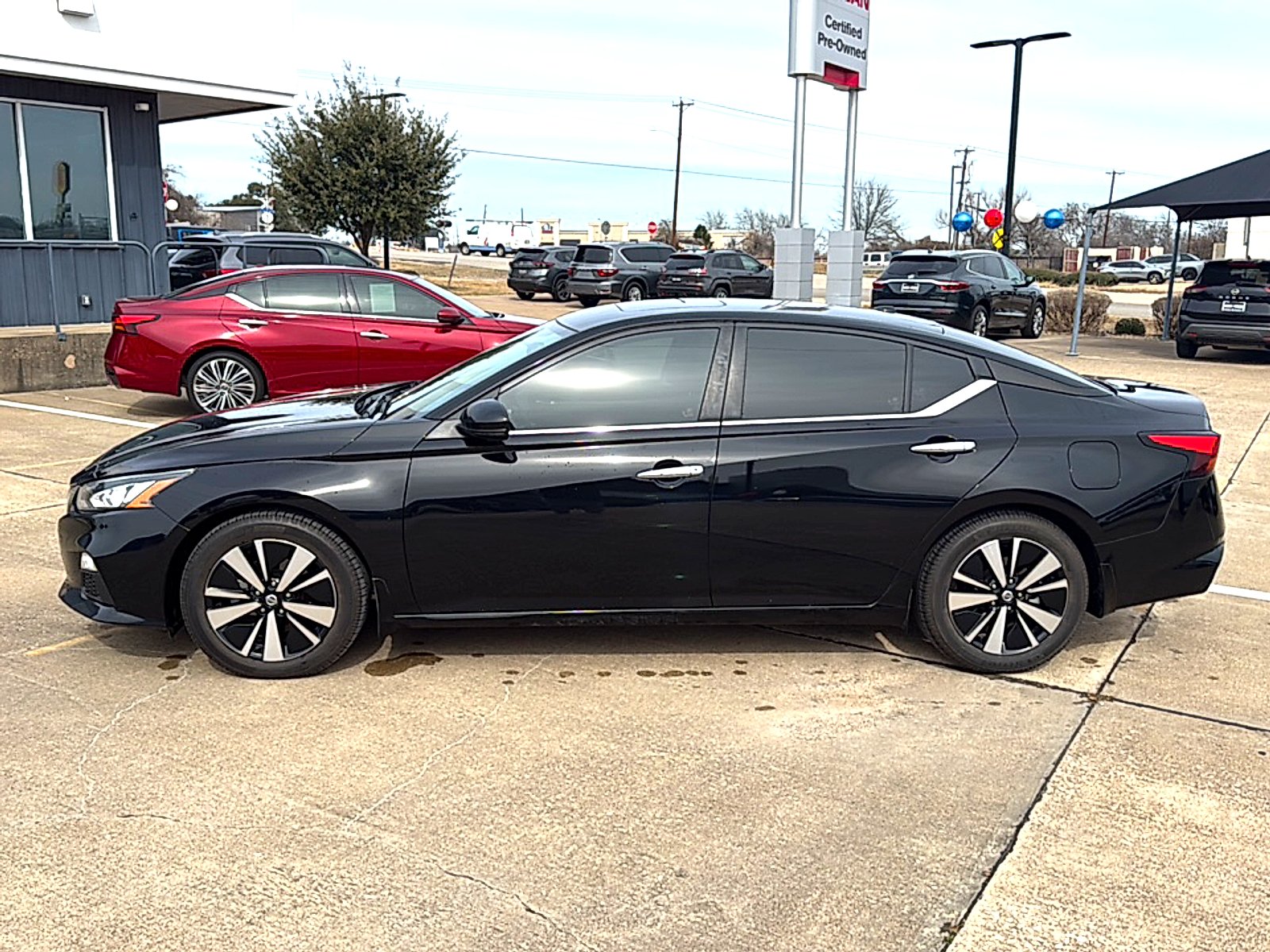 Used 2022 Nissan Altima SV with VIN 1N4BL4DV6NN306262 for sale in Temple, TX