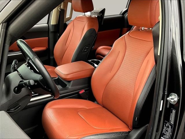 Certified Used 2022 Gray Kia SX Prestige image 21