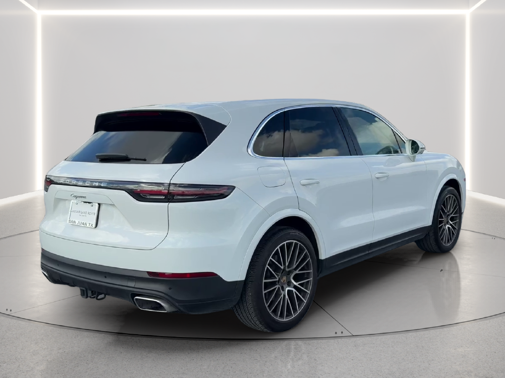 Used 2023 White Porsche Base image 5