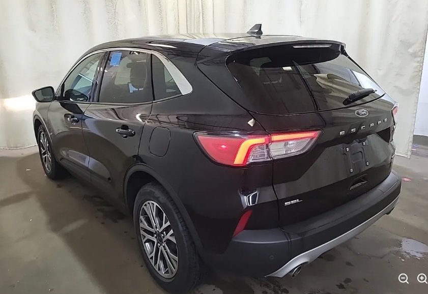 Used 2022 Agate Black Metallic Ford SEL Hybrid image 2