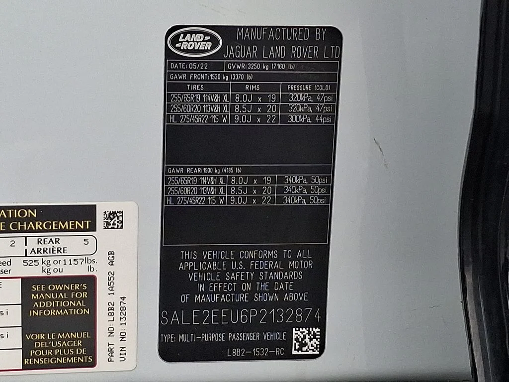 Certified Used 2023  Land Rover X-Dynamic SE image 25