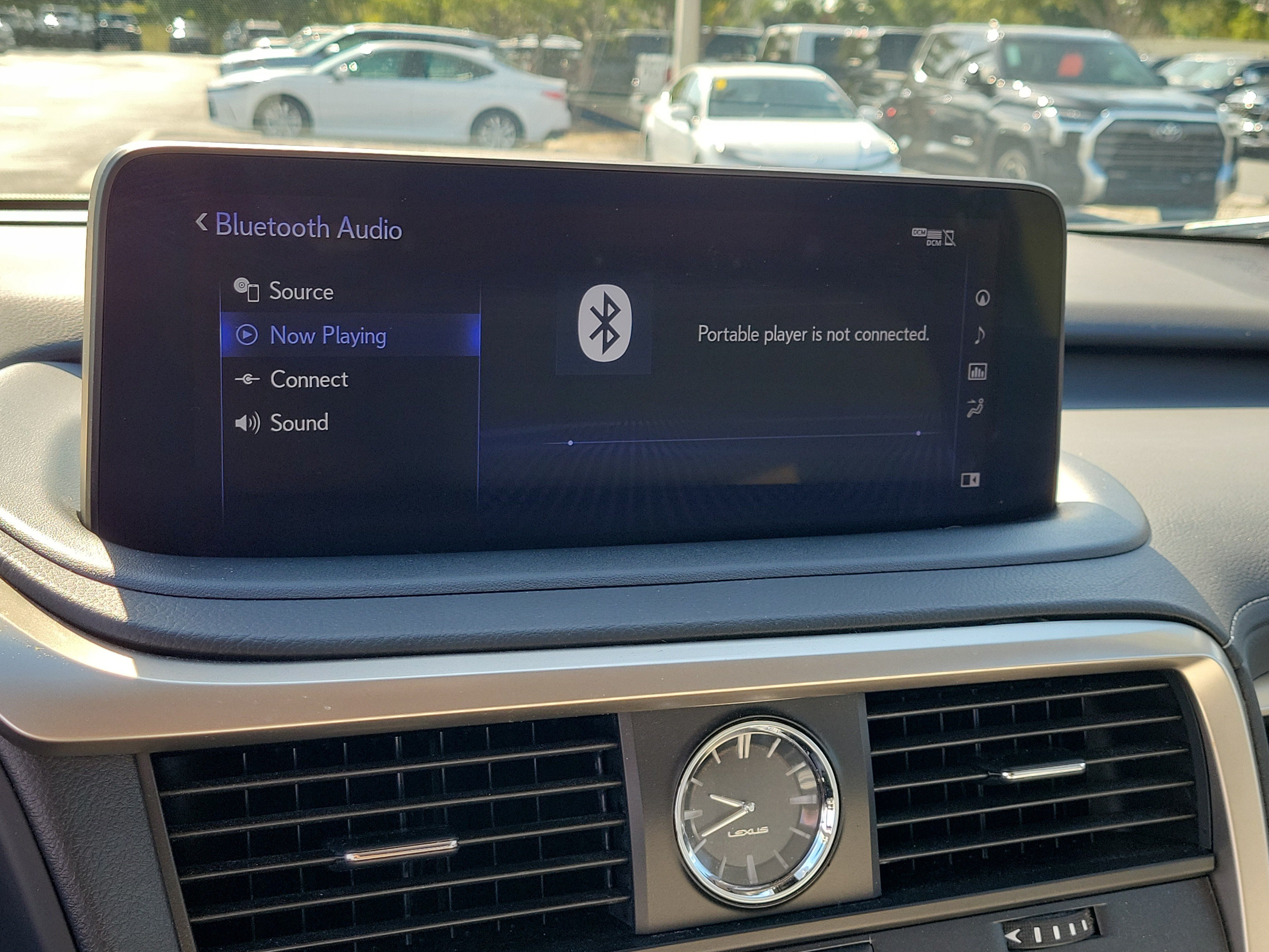 Used 2022 Silver Lexus 450h image 28