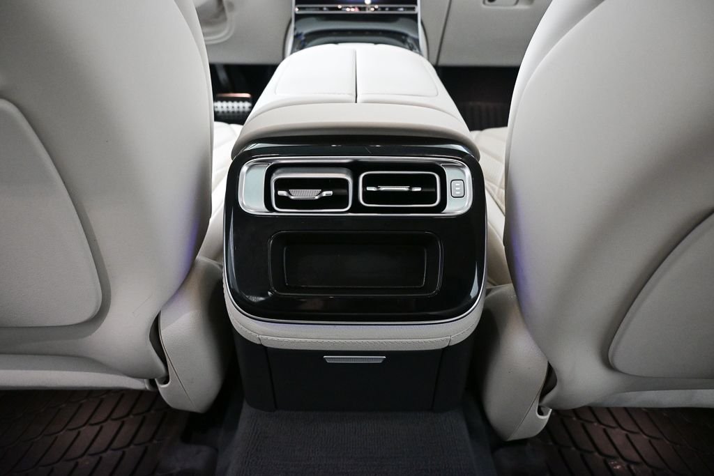 Certified Used 2023 White Mercedes-Benz S 580 image 17