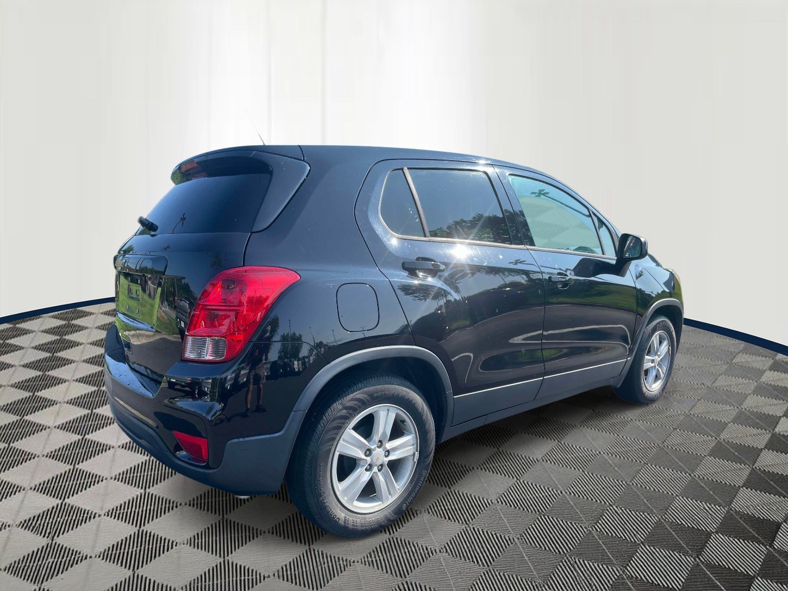 Used 2021 Mosaic Black Metallic Chevrolet LS image 4