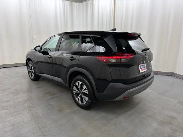 Used 2023 Black Nissan SV image 4