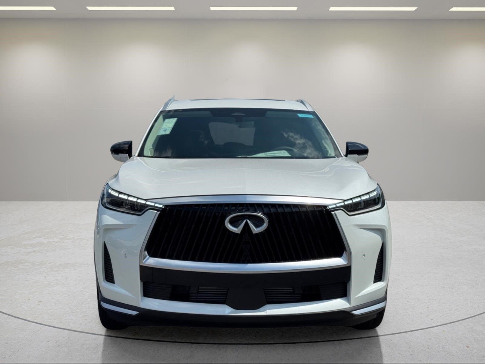 New 2027 Radiant White INFINITI Luxe AWD image 8