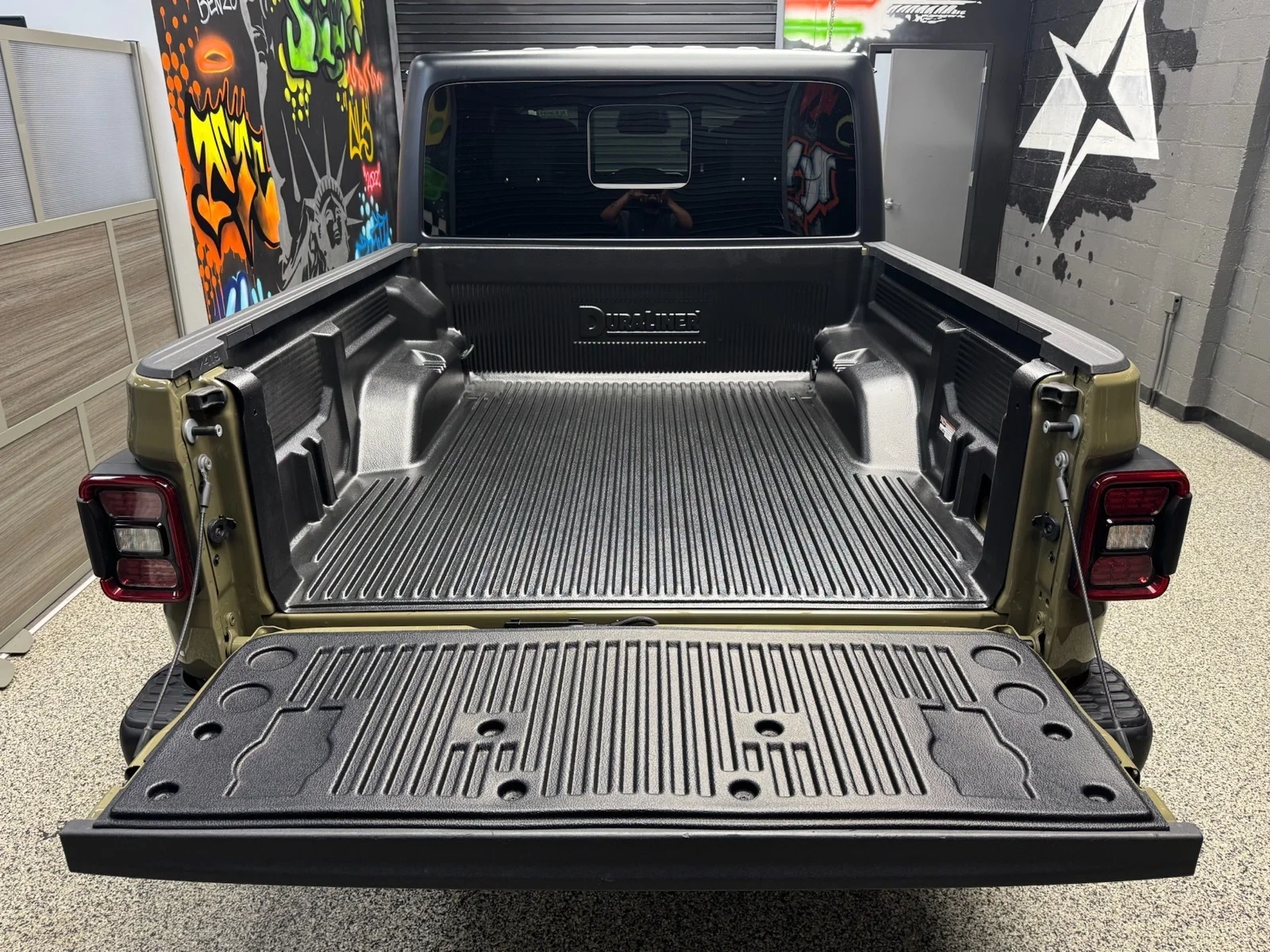 Used 2026  Jeep Rubicon image 32