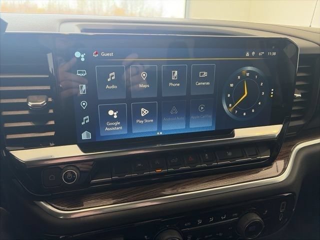 New 2026 Sterling Gray Metallic Chevrolet LT (2FL) image 32