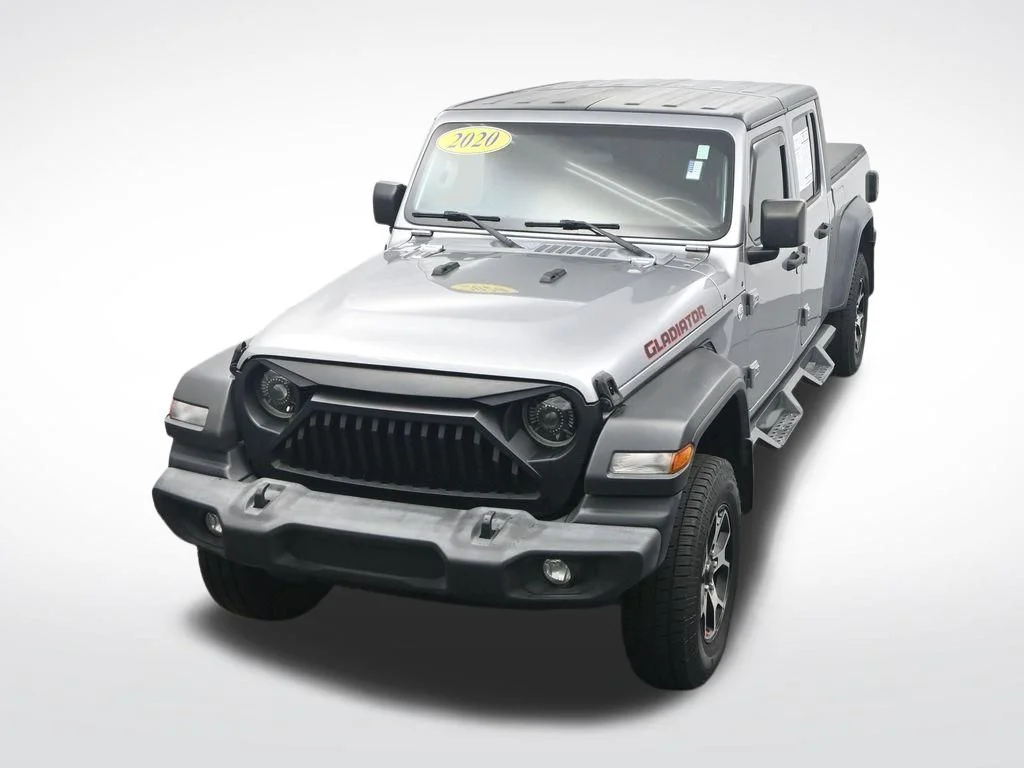 Used 2020 Billet Silver Metallic Clearcoat Jeep Sport image 30
