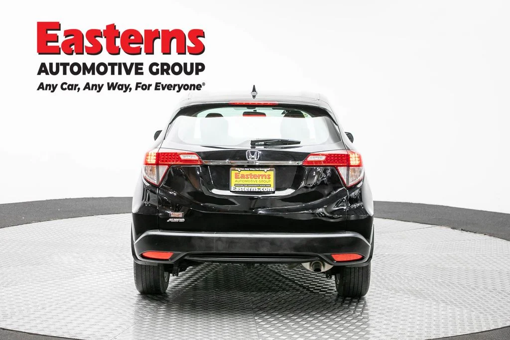 Used 2022 Black Honda LX image 6