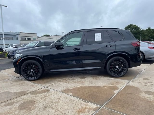 Used 2021 Black BMW xDrive40i image 27