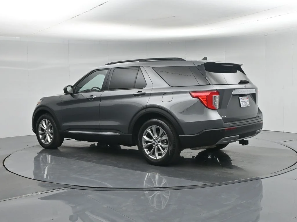 Certified Used 2023 Gray Ford XLT image 7