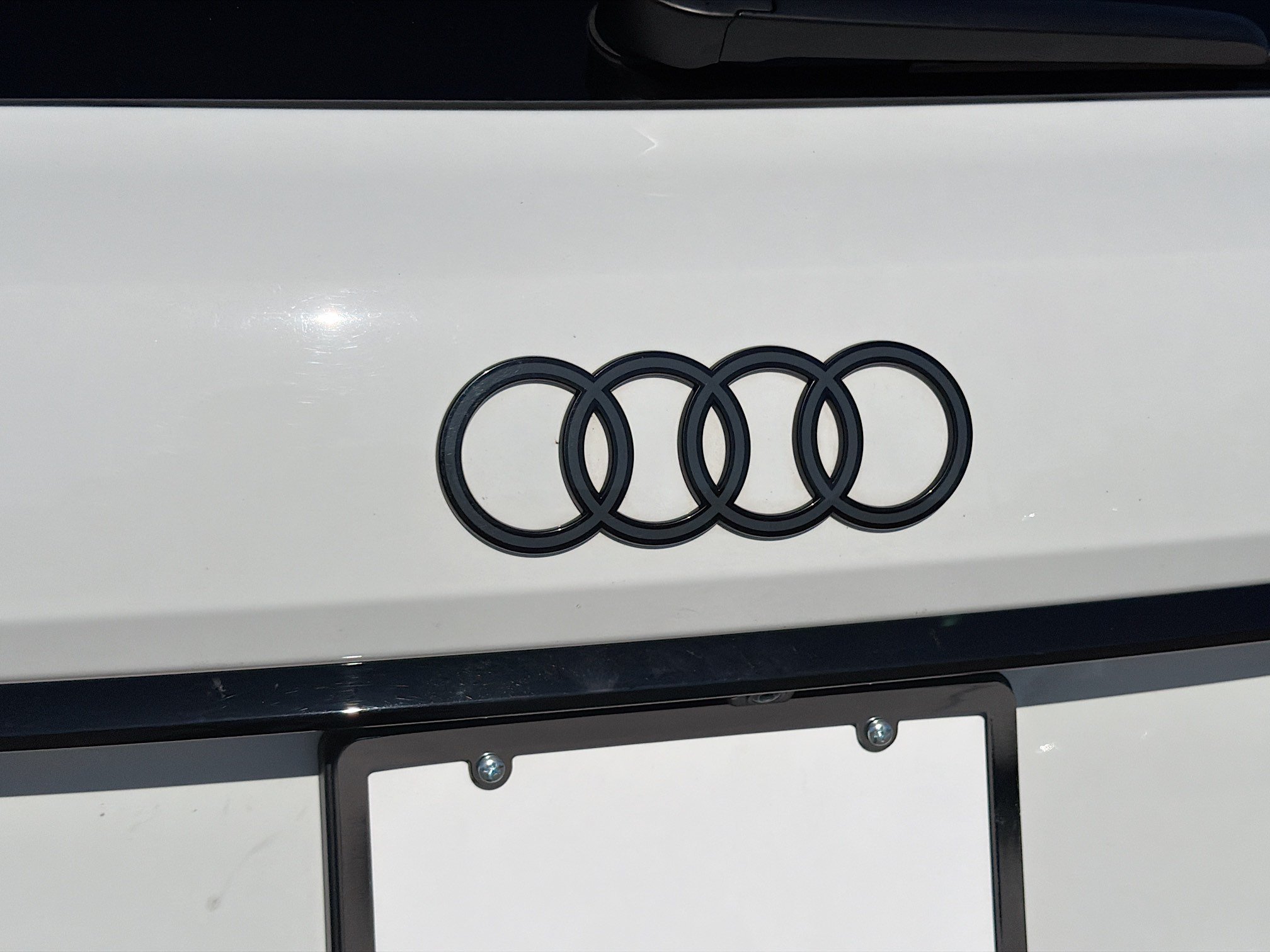 Used 2025 Carrara White Audi Premium Plus image 46