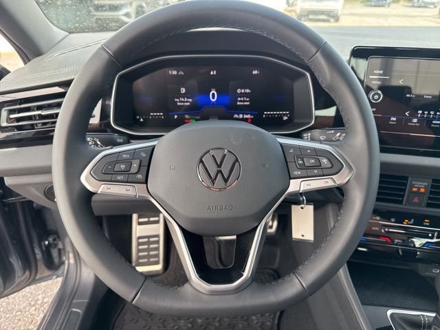 New 2026 Platinum Gray Volkswagen 1.5T Sport image 25