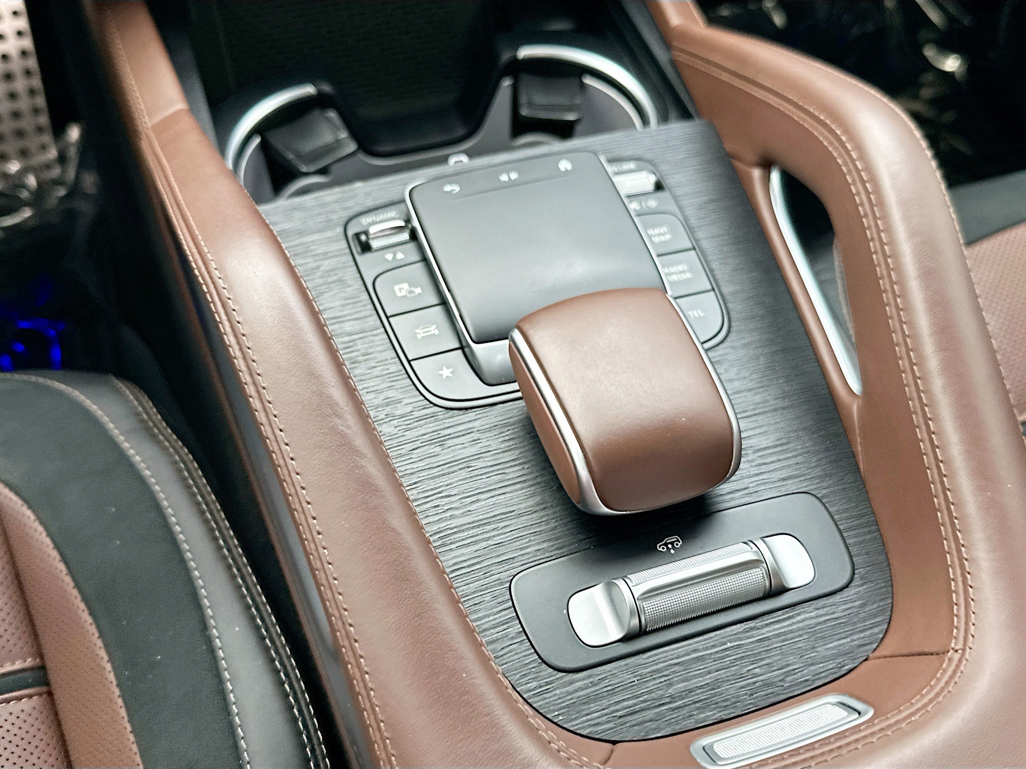 Used 2024 Twilight Blue Metallic Mercedes-Benz AMG® GLE 63 S image 21