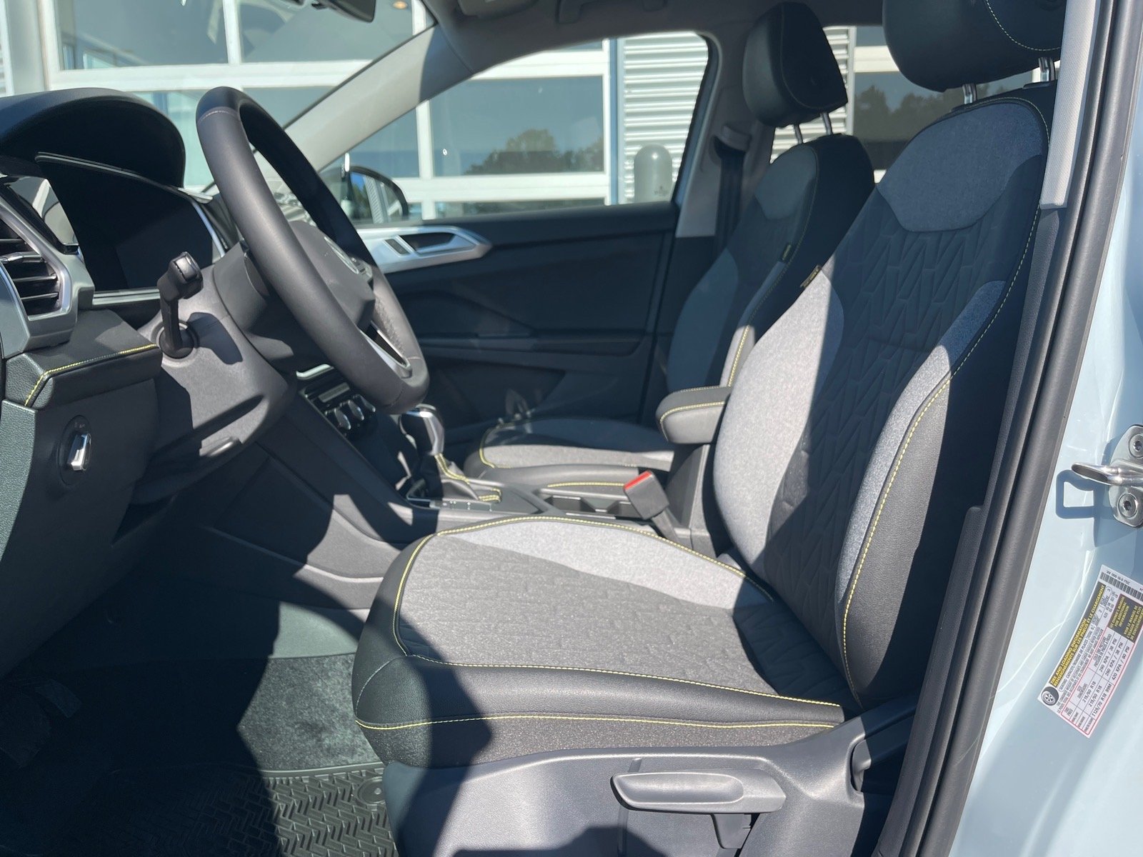 New 2027 Platinum Gray Metallic 2r2r Volkswagen Sport image 10