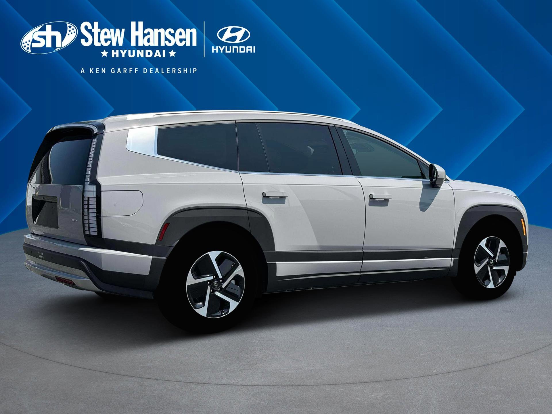 2026 Hyundai IONIQ 9 SE - Photo 8